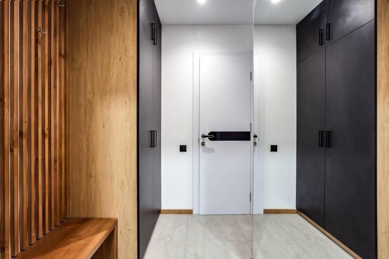 Apartamenty Lucky Lviv Dış mekan fotoğraf